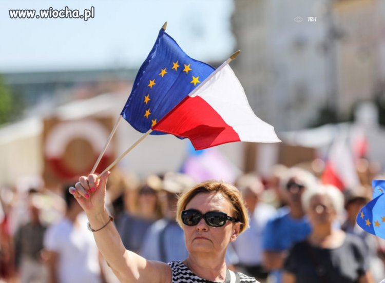 Jedynie 6 proc. Polaków uważa, że Polska powinna opuścić Unię Europejską