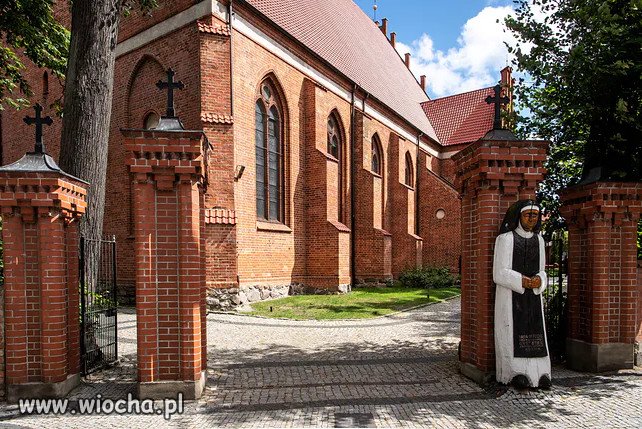 Andrzej Duda miał odsłonić tablicę pamięci Lecha Kaczyńskiego.