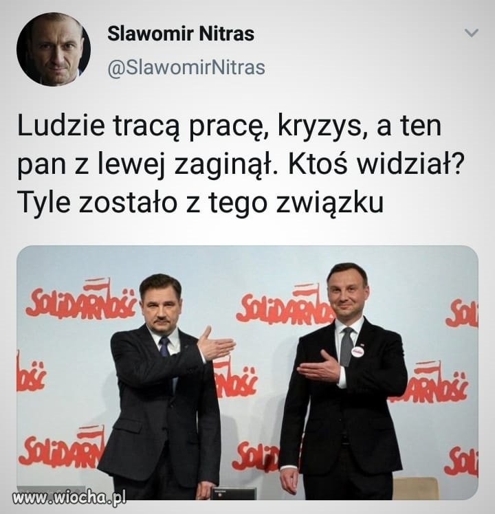Może wyszedł na spacer z Kacperkiem ?