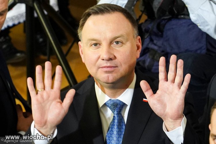 Nowa twarz reklamy żeli antybakteryjnych