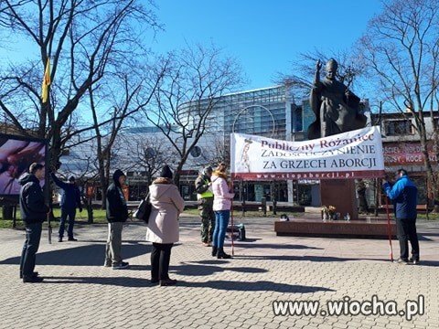 Publiczny różaniec w Siedlcach.