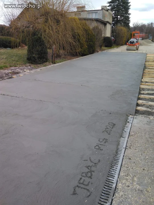 Nawet beton dość