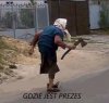 Gospodarka pada a on otwiera lasy