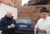 Kuriozalne zachowanie księdza.