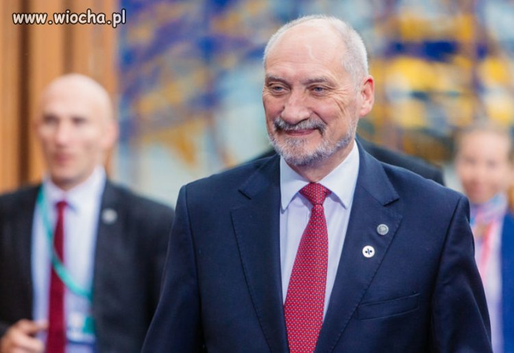 Macierewicz: to nie jest zwykła pandemia czy epidemia.