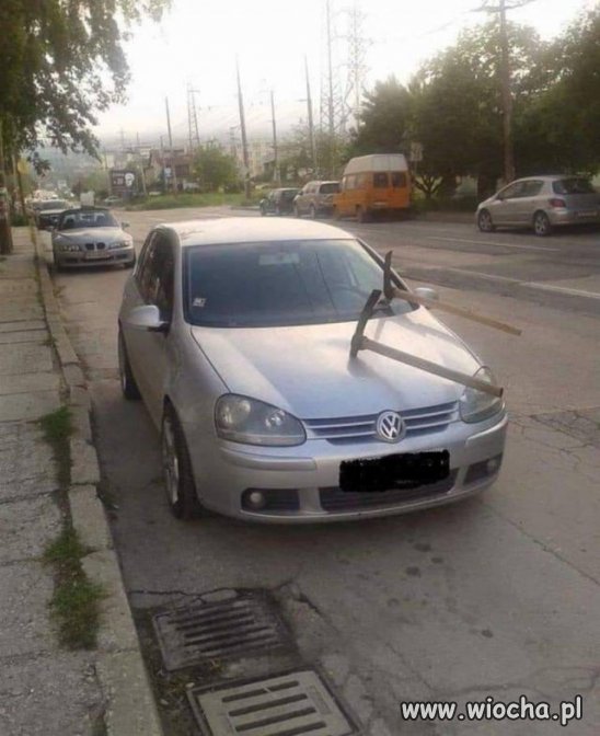 Masz 2 nowe wiadomości 