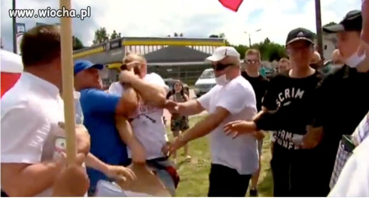 Agresja na wiecu wyborczym Dudy w Rykach