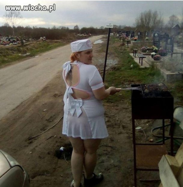 Cmentarny grill.