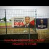 Kawałek czerwonej taśmy 