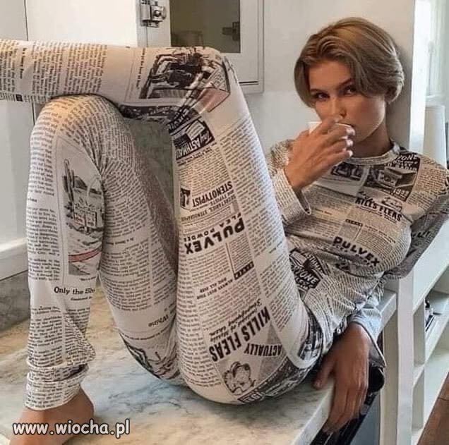 Ktoś chce poczytać gazetę.