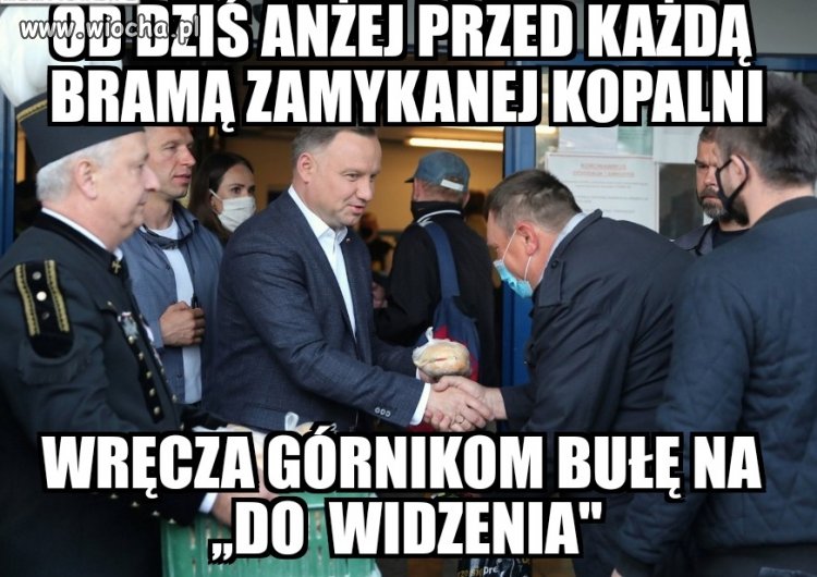 Bułka wyp**dółka od dudy nową świecką tradycją