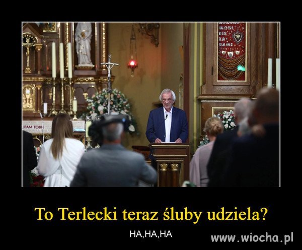 W kościele PiSowskim 