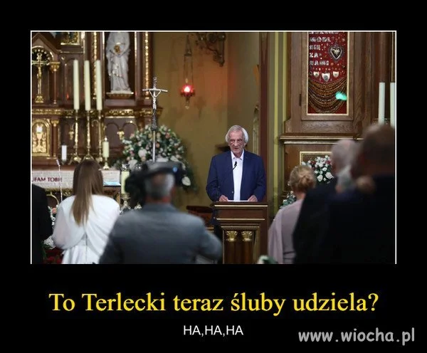 W kościele PiSowskim 