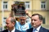 Zero próbuje wytłumaczyć ułaskawianie pedofila 