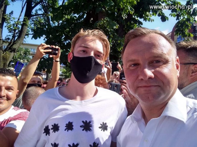 Nikt piękniej Adriana nie strollował