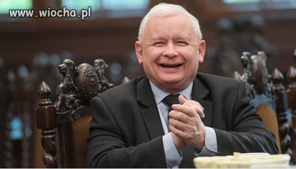 Tak się cieszy Kaczyński kiedy ludzie plują 