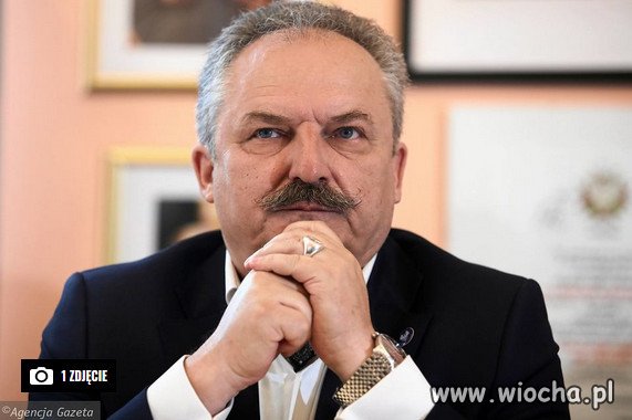 Fałszywe podpisy na listach poparcia w wyborach.