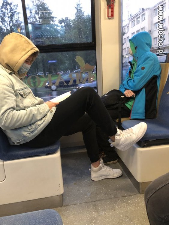 Krakow tramwaj 52 młody „kulturalny”