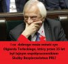 Ten osobnik posiada tytuł profesora historii