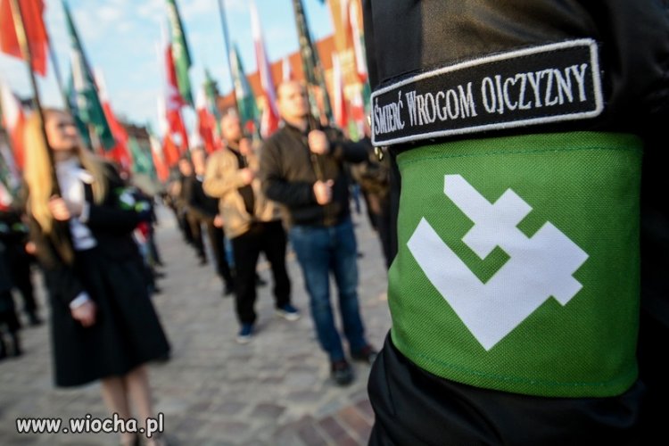 I takich Kaczyński poszczuł na kobiety