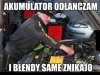Mirek handlarz prezentuje