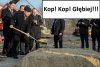Żeby kot czegoś nie wygrzebał...