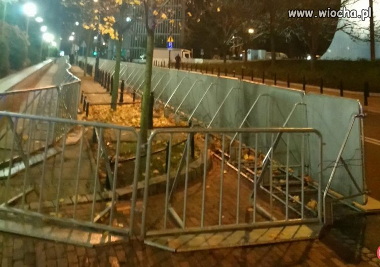 Strach polityków PiS przed Strajkiem Kobiet.