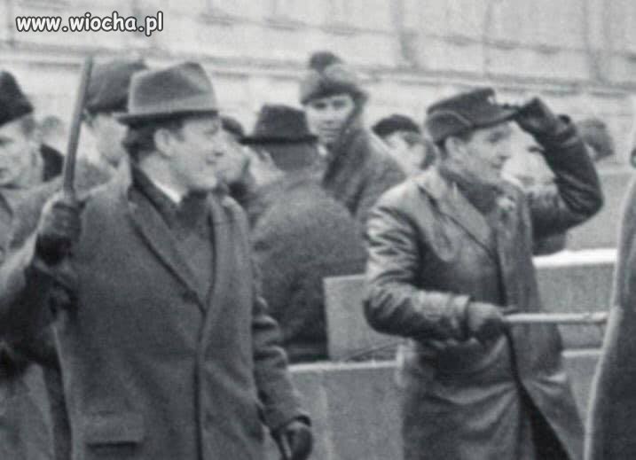 Historia zatacza koło  