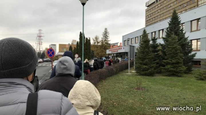 Kolejka do centrum onkologii
