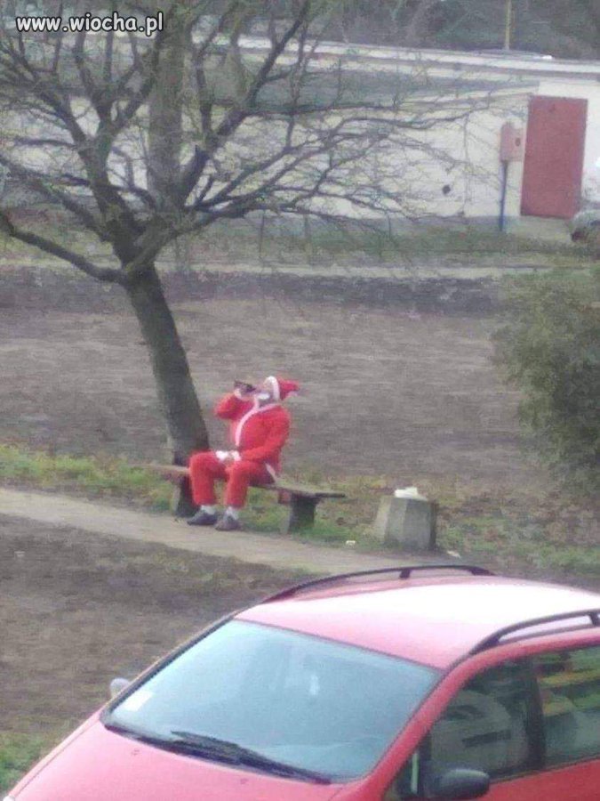 Czasami człowiek musi, inaczej się udusi.