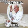 Tylko to z pięknego mitu o świętości zostało