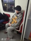 Czuć ducha świąt. 