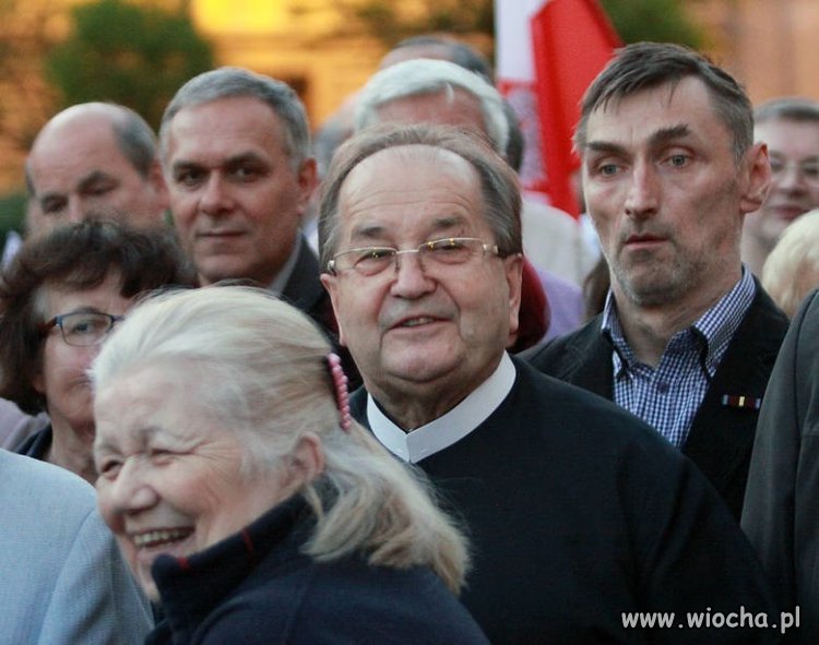 Prawie milion złotych z