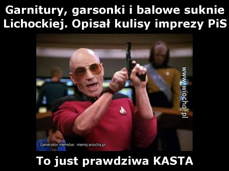 Garnitury, garsonki i balowe suknie Lichockiej.