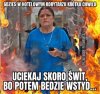 Tak jest jak gorąca laska pojedzie do hotelu