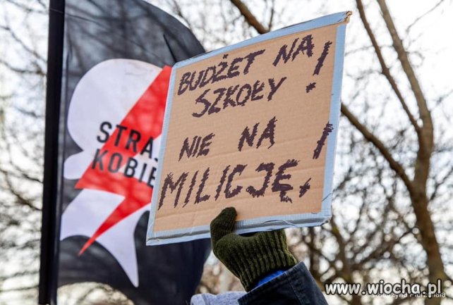 Tytuł zbędny