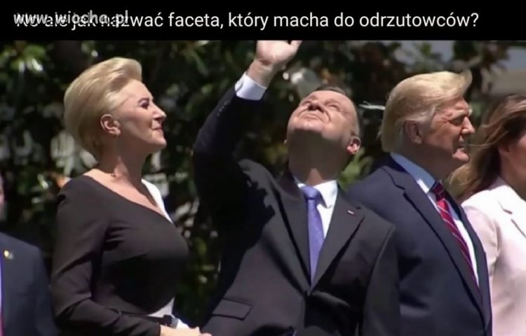 Samolot spuść bombę...
