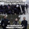 Polacy coraz mniej ufają mundurowym
