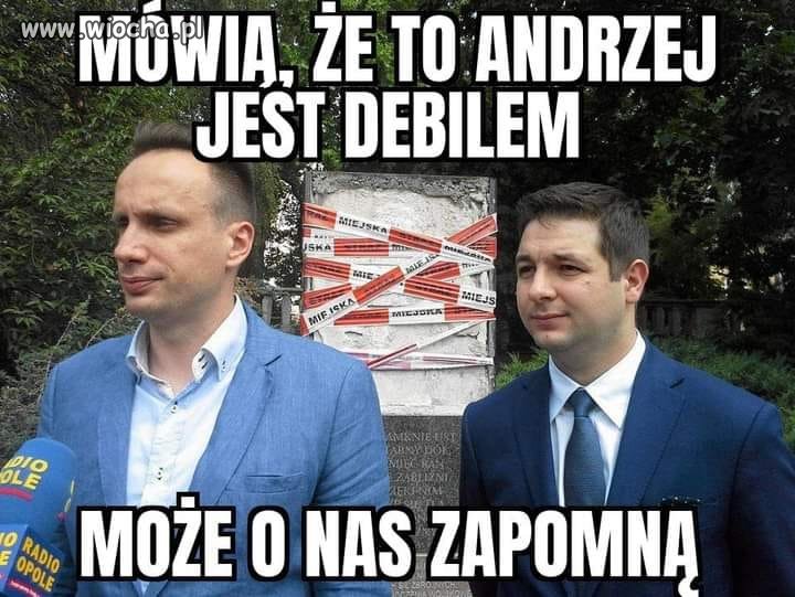 Na podium są 3 miejsca. Także  spoko ...