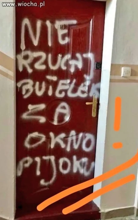 O co im chodzi z tymi butelkami? 