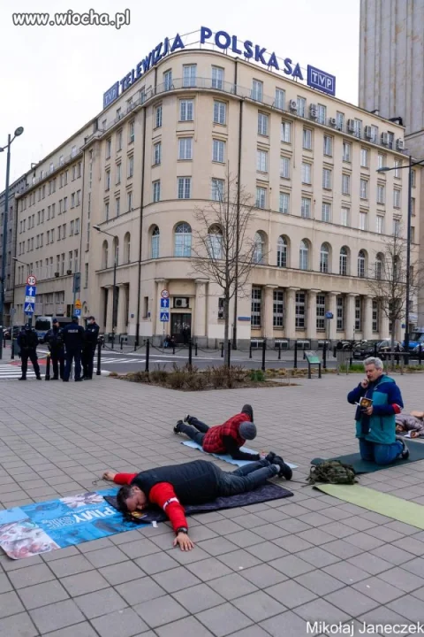 A katolicy śmieją się z islamistów.