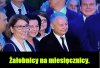 Żałobnicy na miesięcznicy.