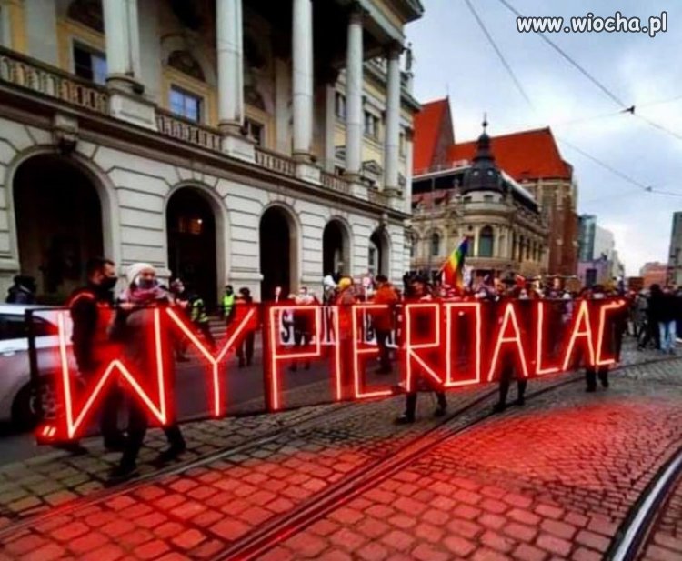 Krótko i na temat.