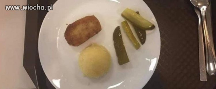 Obiad ze szkolnej stołówki