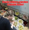 Zadławi się.