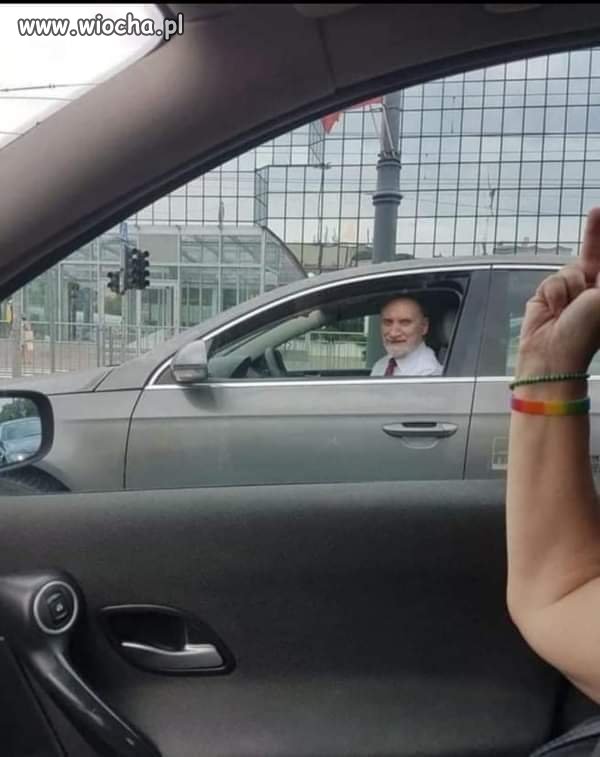 Z pozdrowieniami 