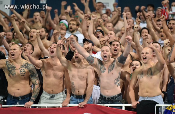 Według kiboli Legii Warszawa tylko pedały golą pachy...