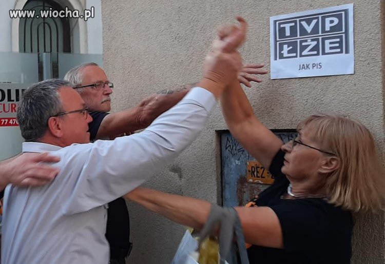 Pisowska hołota zaatakowała kobietę