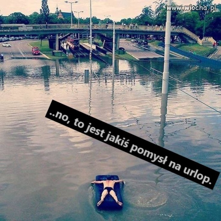 Poopalał by się, ale wciąż leje