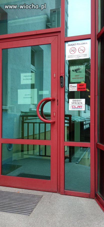 ZUS Głubczyce nie wpuszcza inwalidów 